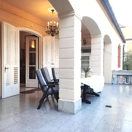 Villa Bor-furdo-var Eger