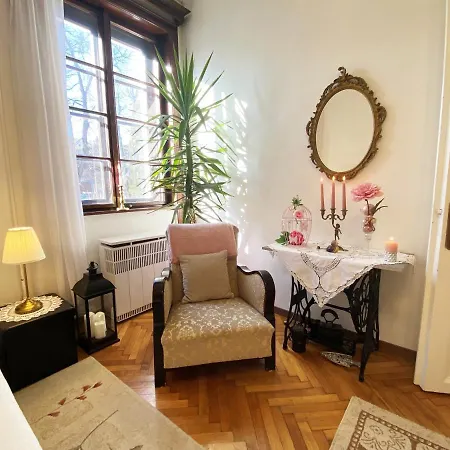 Villa Bor-furdo-var *